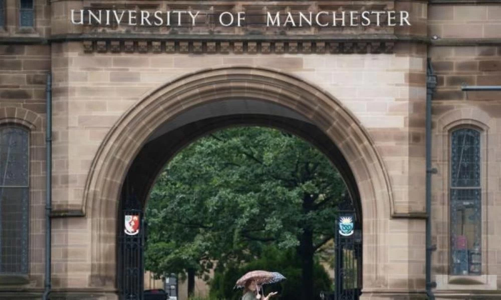 Σπουδαστές σε βρετανικό πανεπιστήμιο απαιτούν την απαγόρευση της λέξης "μαύρο" από διαλέξεις και βιβλία